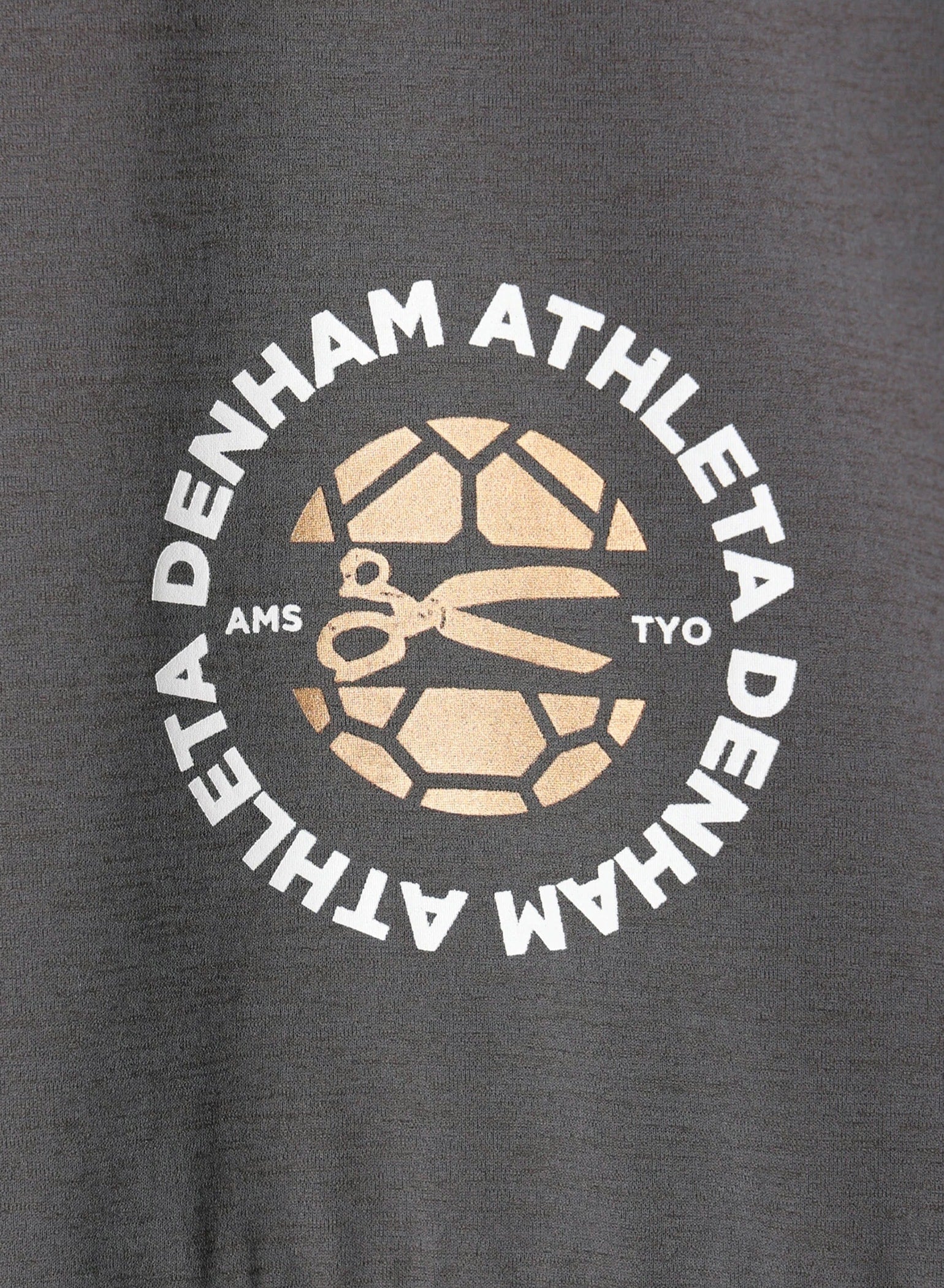 DENHAM X ATHLETA TEE V4 + MESH BAG
