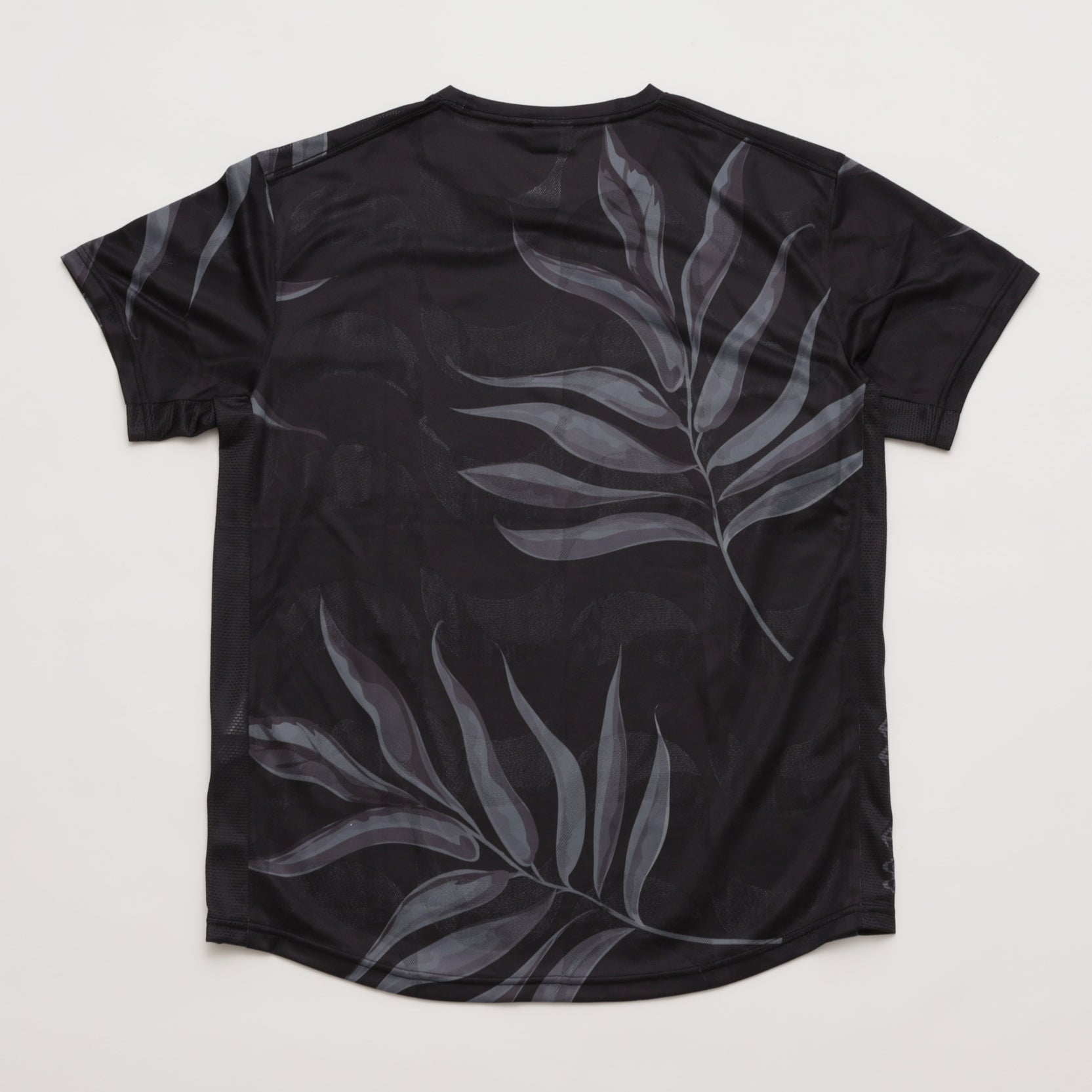 グラフィックメッシュプラT