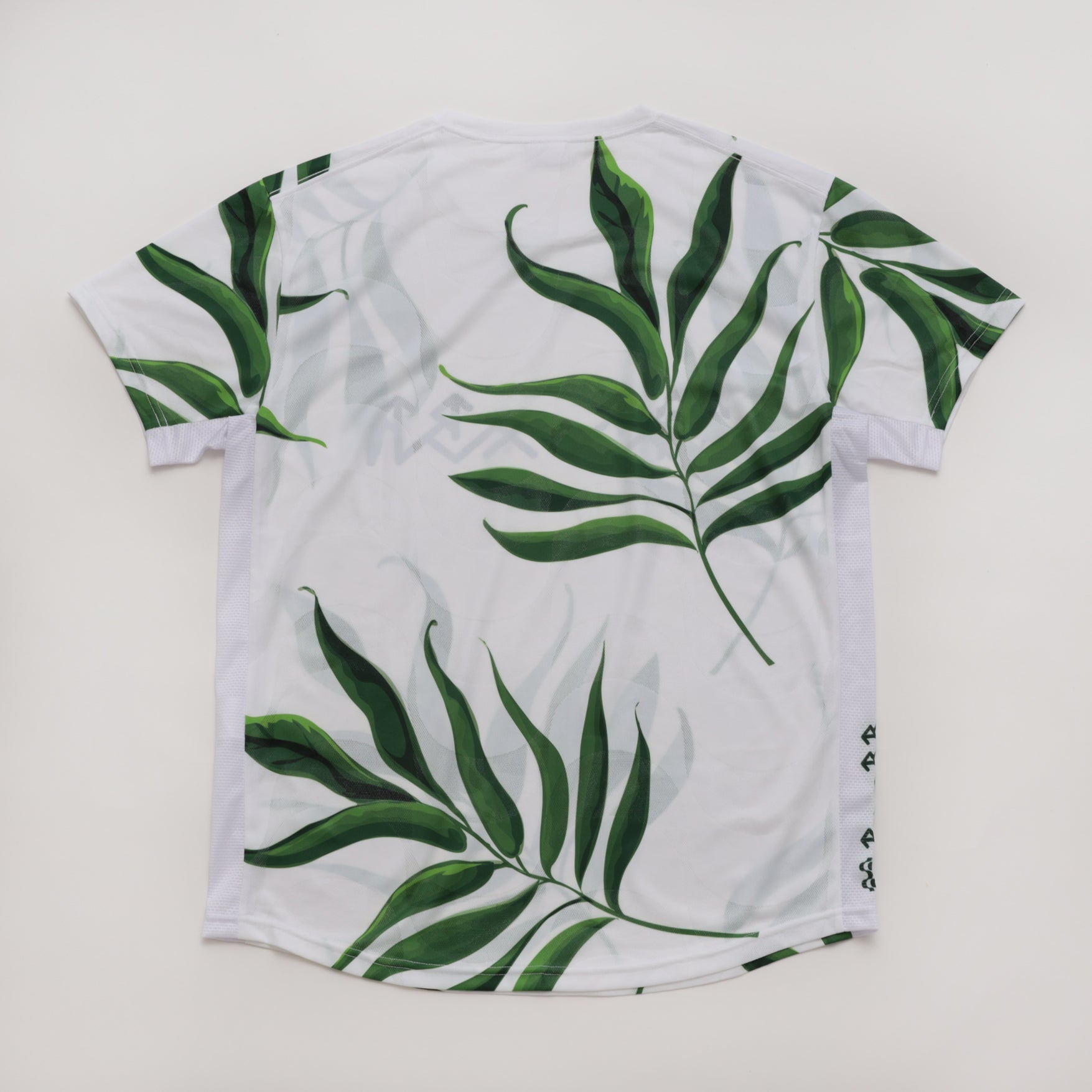 グラフィックメッシュプラT