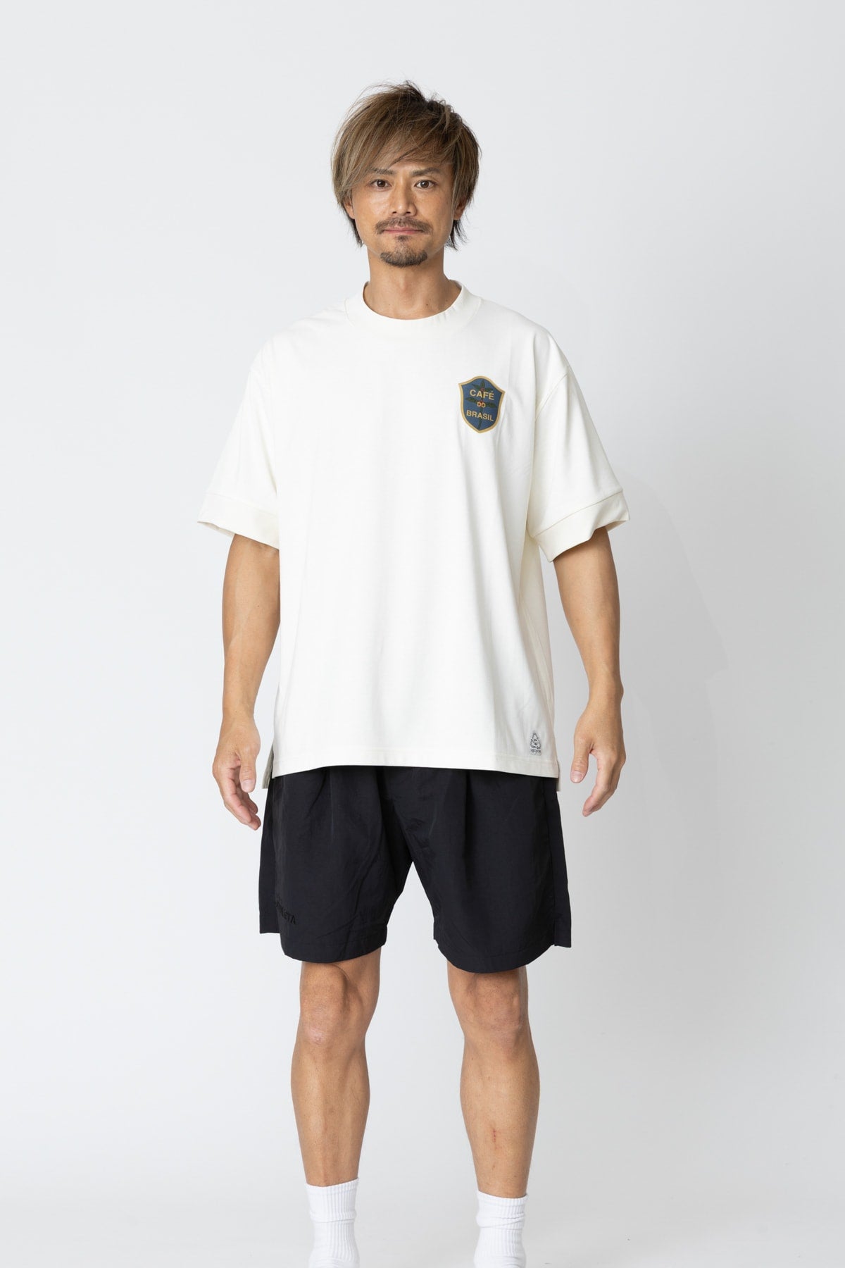 カフェブラワッペンTシャツ 26s