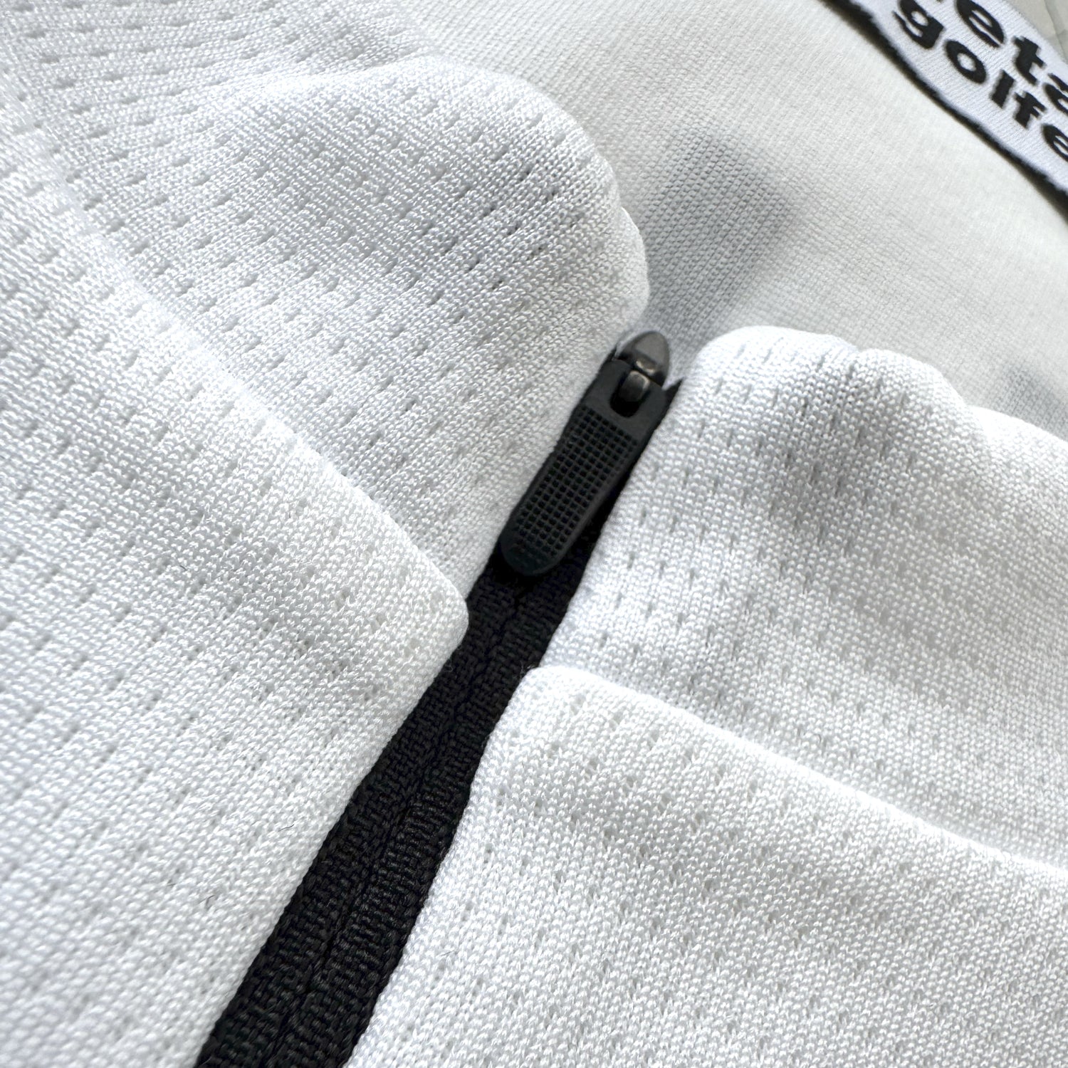 ZIP UP モック
