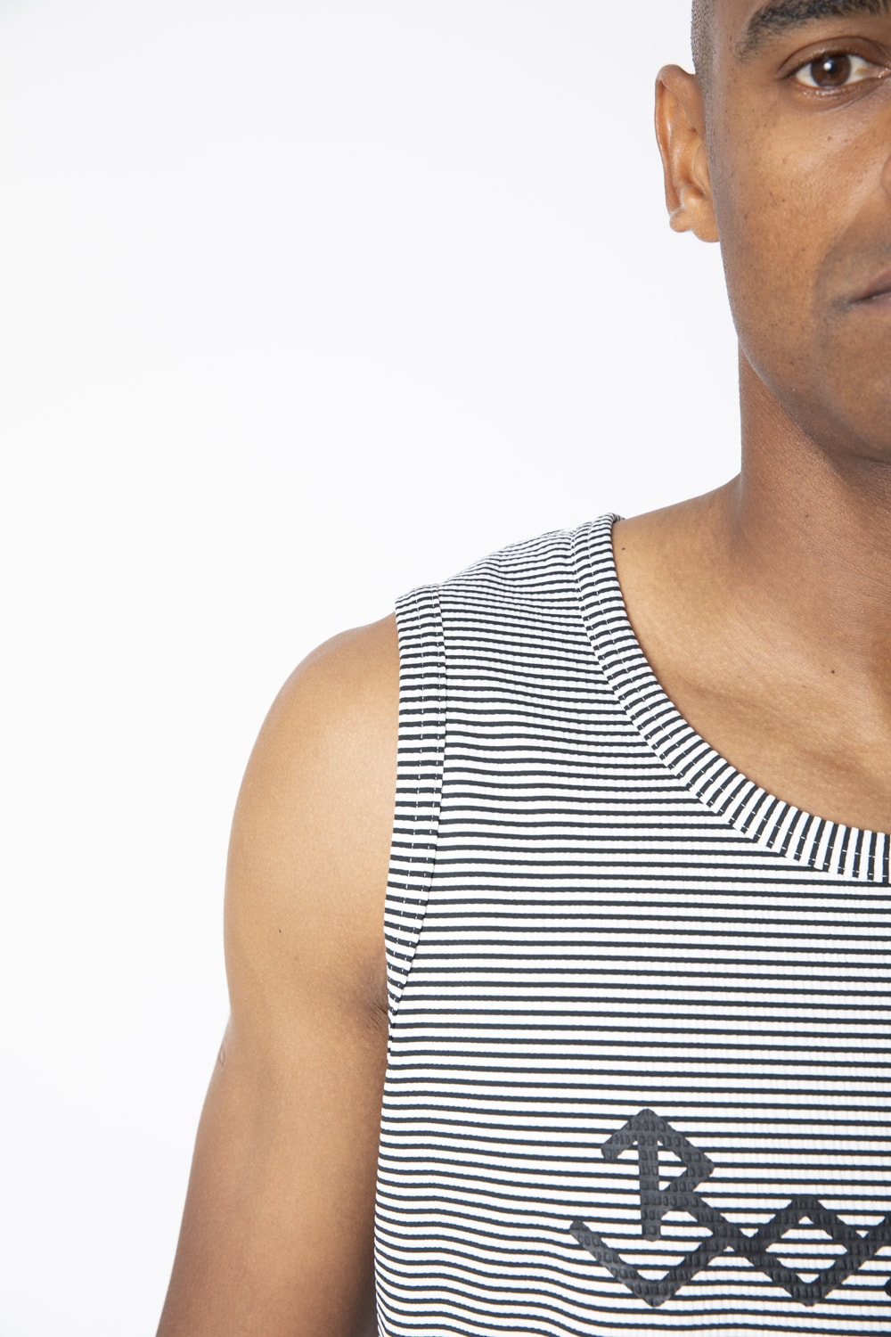 ストレッチボーダープラタンク