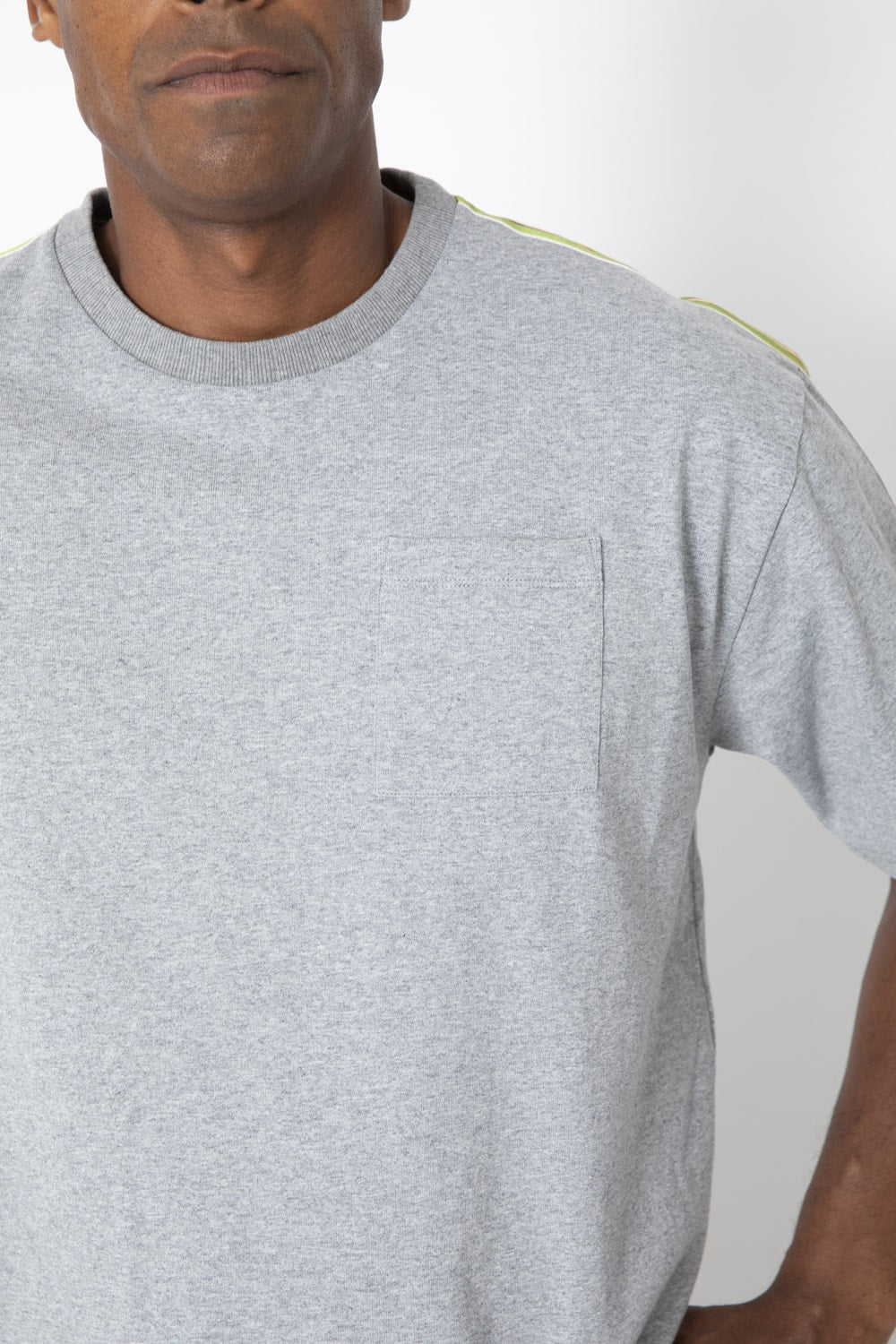 ポケットTシャツ