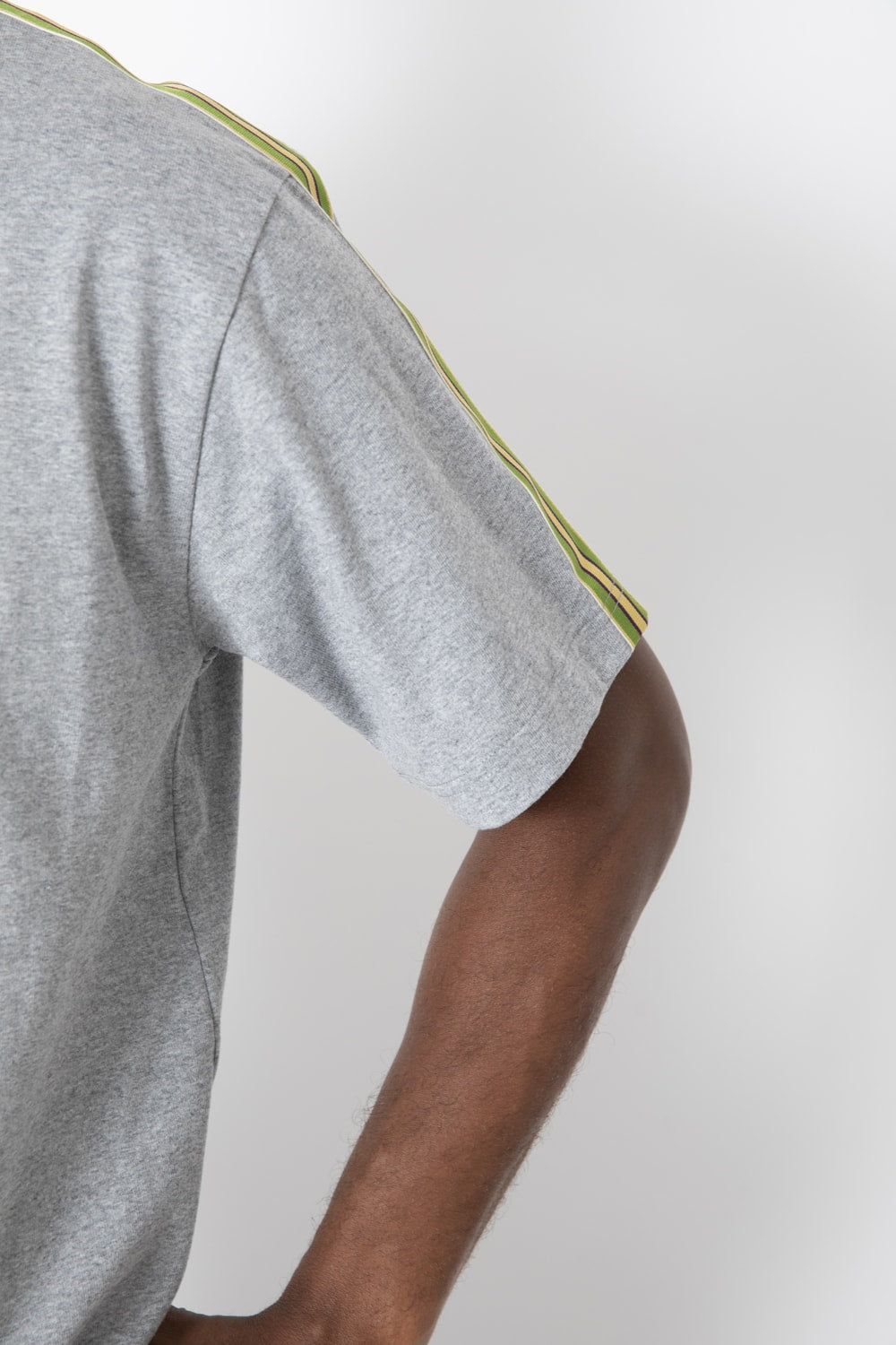 ポケットTシャツ