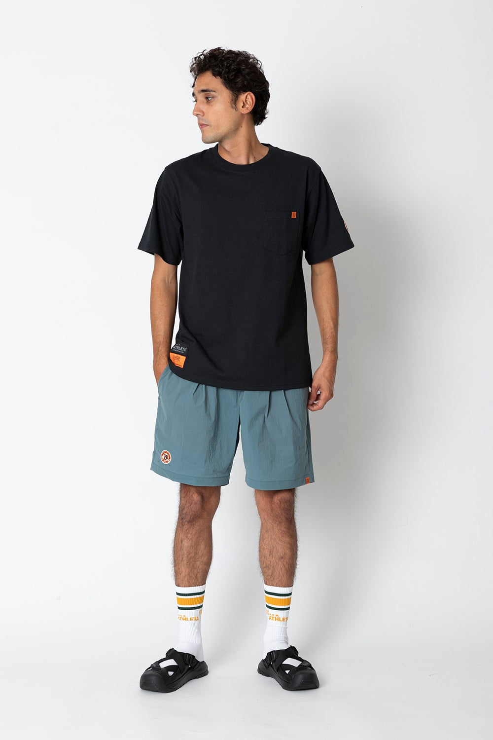 UNIVERSAL OVERALLxATHLETA – TBCパッカブルウインドショーツ
