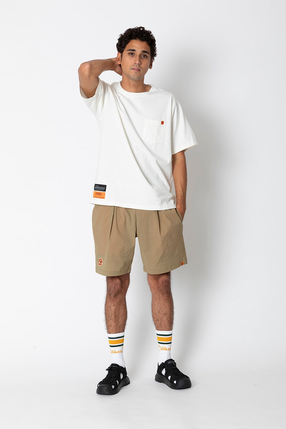 UNIVERSAL OVERALLxATHLETA – TBCブラジルコットンポケットTシャツ