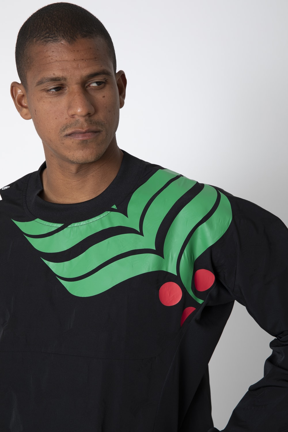 Jrカフェブラピステシャツ