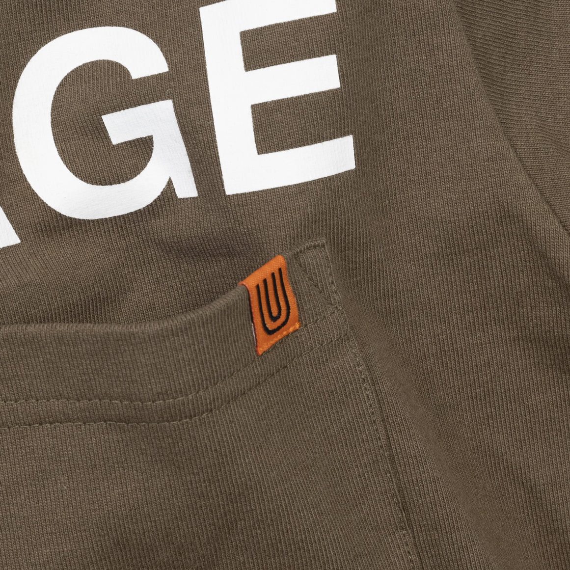 UNIVERSAL OVERALLxATHLETA - POCKET T-SHIRT