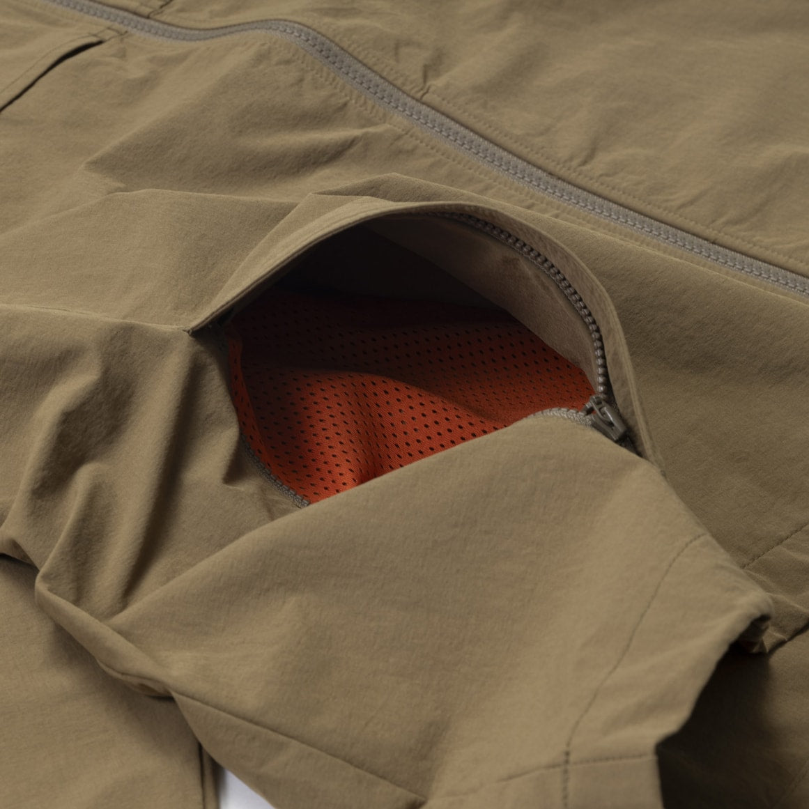 UNIVERSAL OVERALLxATHLETA - ZIP UP JACKET
