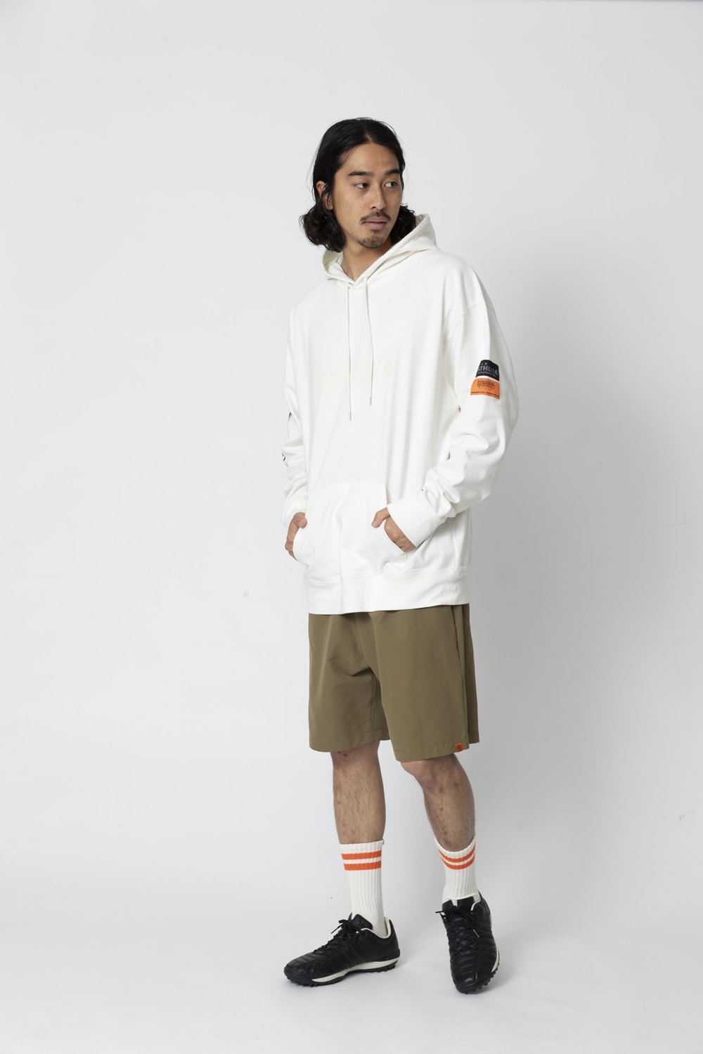 UNIVERSAL OVERALLxATHLETA - PULLOVER HOODIE