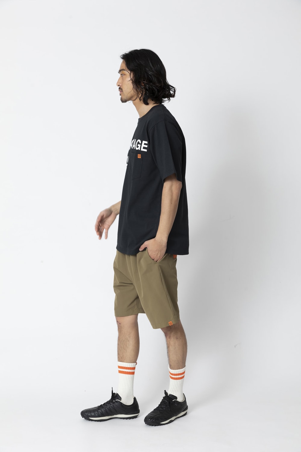 UNIVERSAL OVERALLxATHLETA - POCKET T-SHIRT