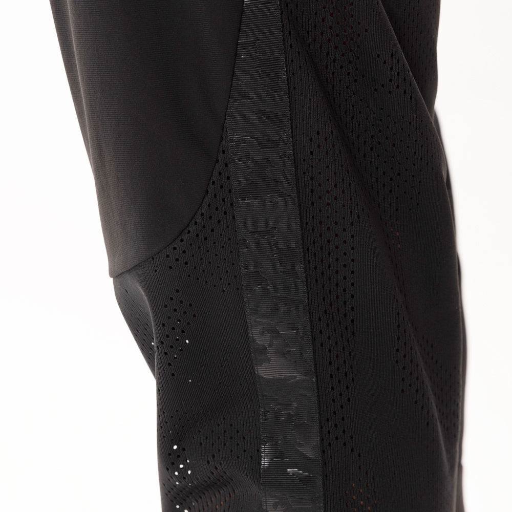 ドライシェルパンツ