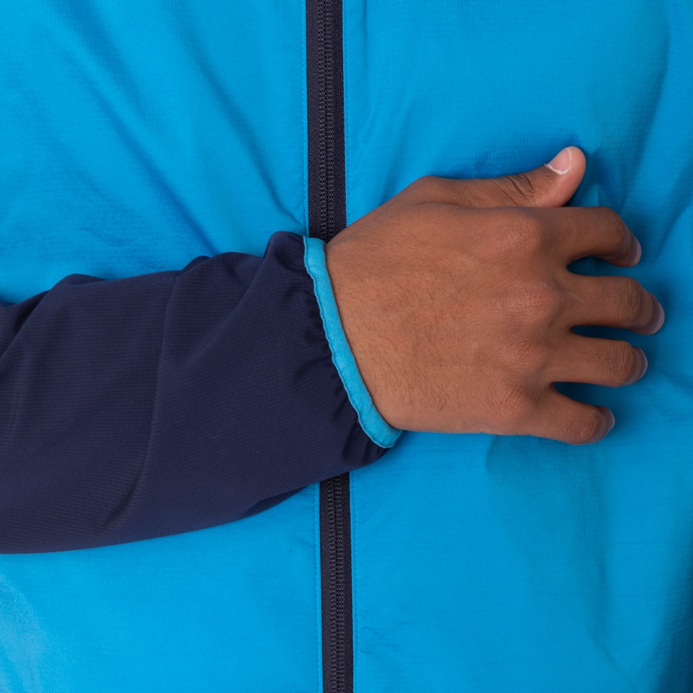 裏地付きストレッチトレーニングジャケット