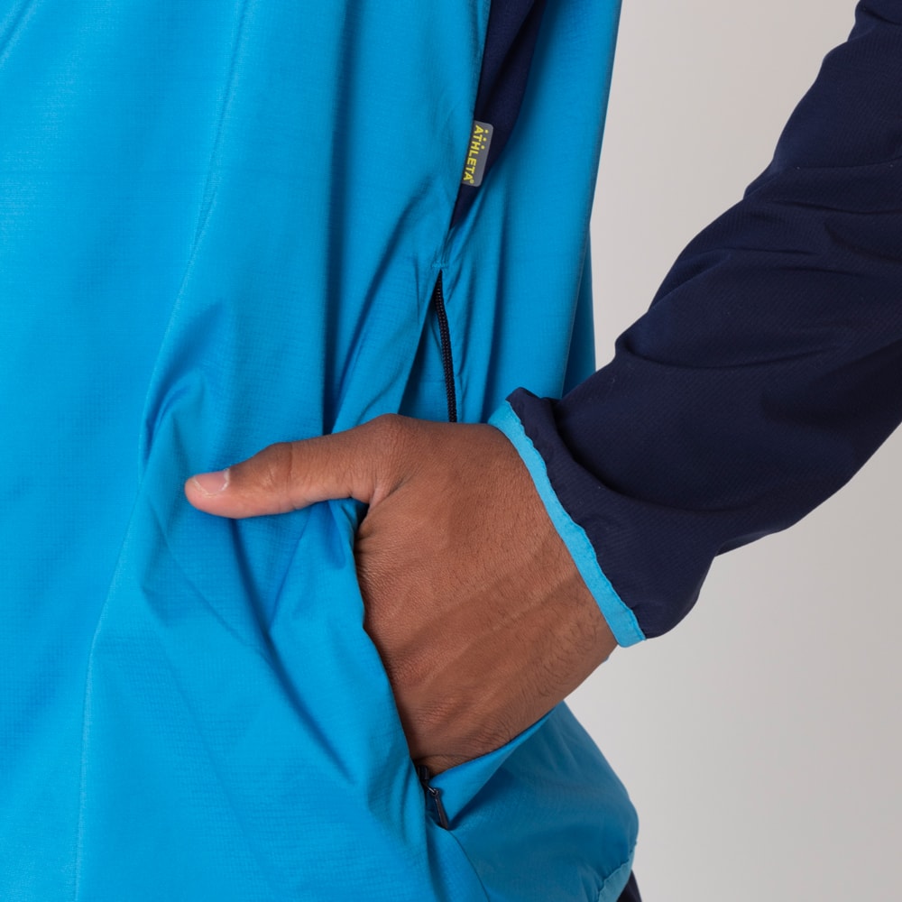 裏地付きストレッチトレーニングジャケット