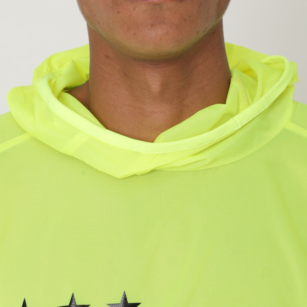 ライトウインドシェルプルオーバー