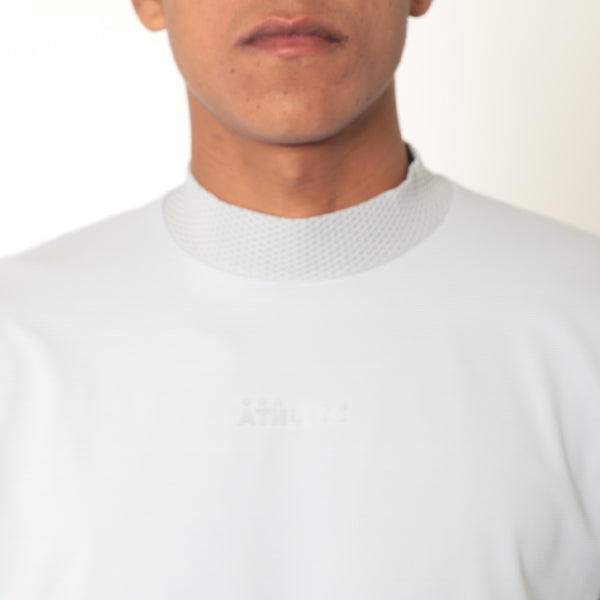 モックネックプラシャツ