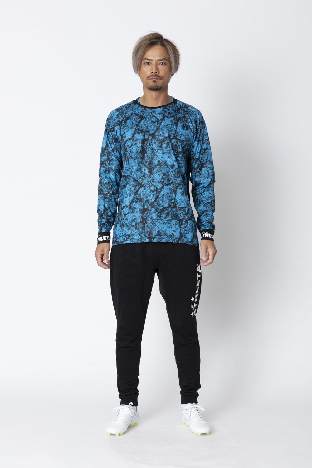 グラフィックプラシャツ