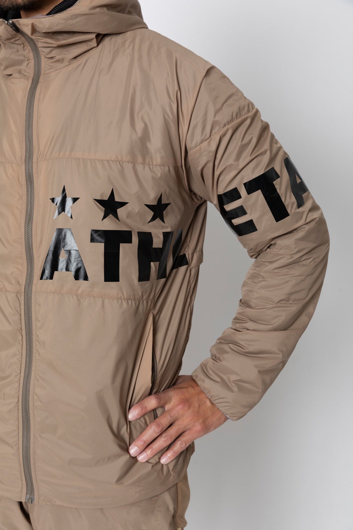 アクティブホロウジャケット