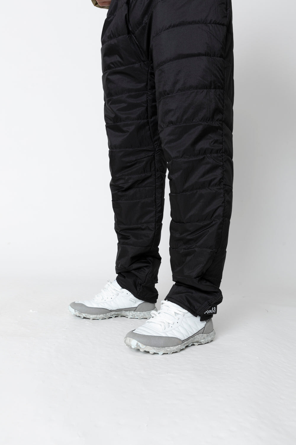 アクティブホロウキルトパンツ