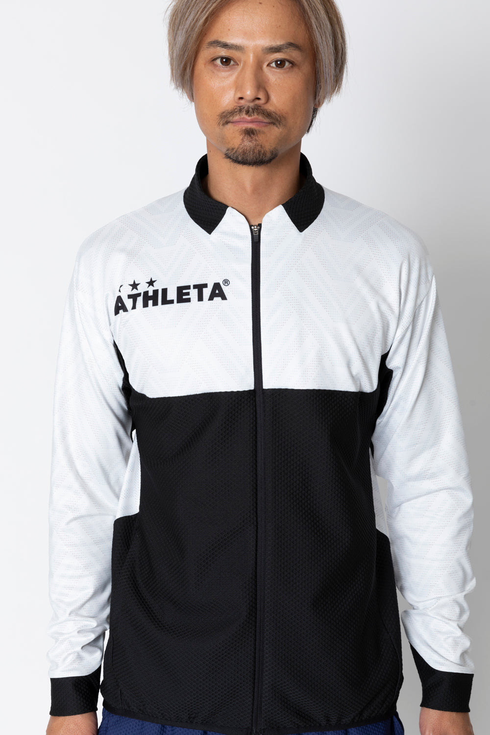 グラフィックトレーニングトップ