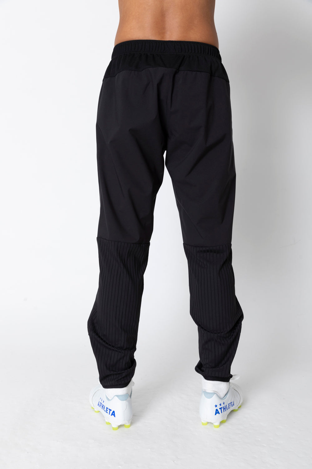 ウィンドウォームパンツ